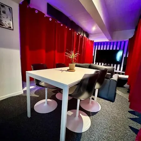 Appartamento Experience Cinema Immersif Dans Renove Pres De Montmartre *