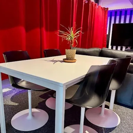 Experience Cinema Immersif Dans Renove Pres De Montmartre Lägenhet